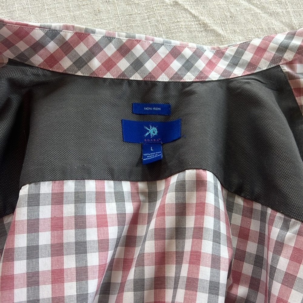 Egara Men’s long sleeve button-down shirt, large NWOT. Red, white black check. - Picture 11 of 11